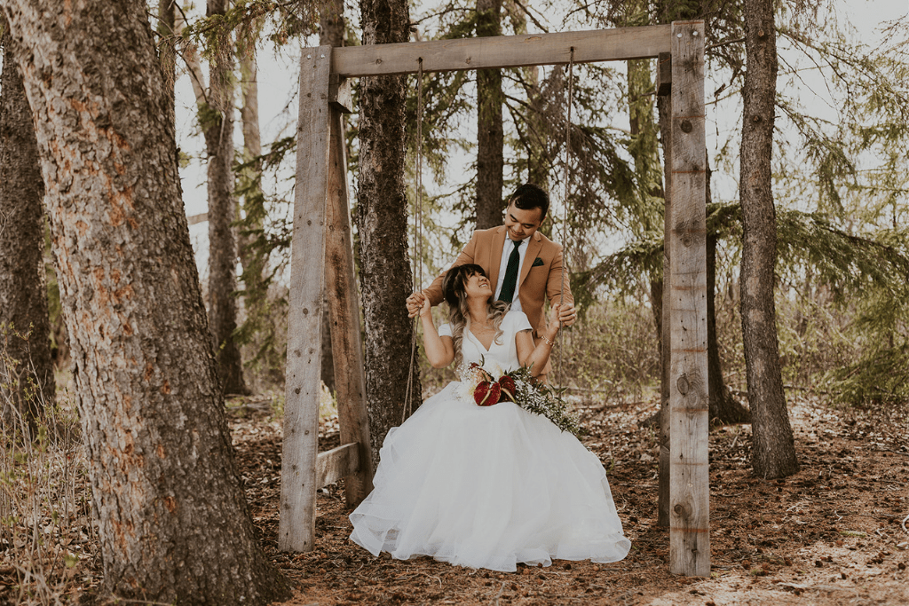 Rustic swing for bride and groom 