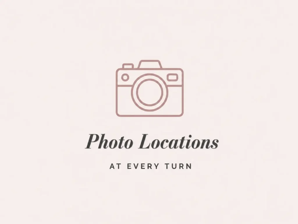 Camera graphic highlighting scenic photo spots throughout the property